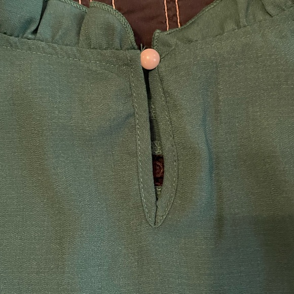 Shein blouse 💚 - Picture 5 of 6